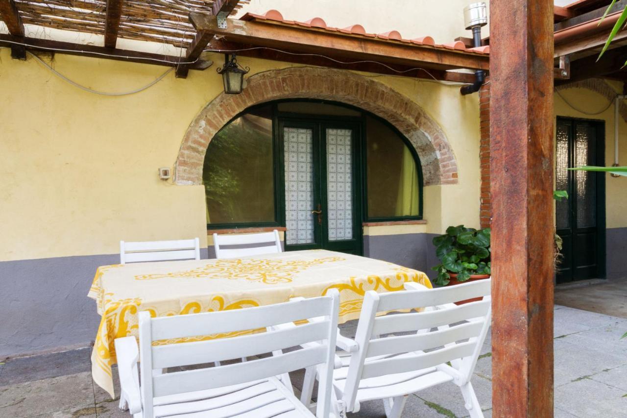 Casa Vacanza Podere Lupinaio Apartment Lorenzana Bagian luar foto